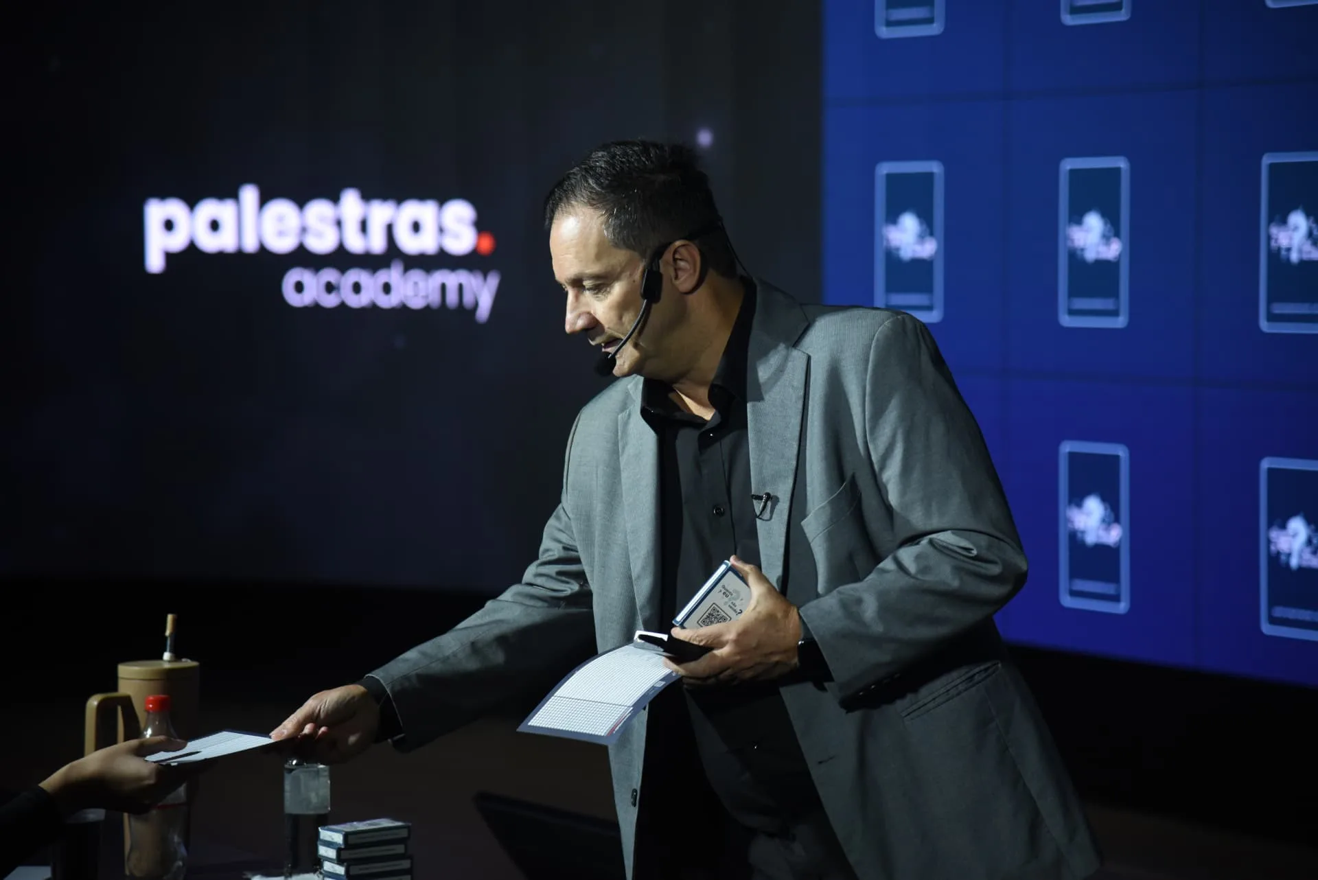 Enrique Machado em palestra